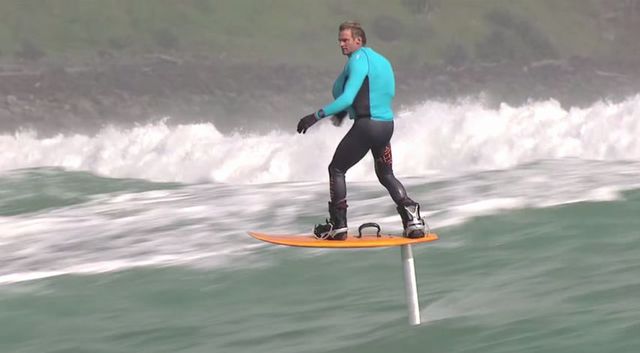 Kai Lenny Hydrofoil Surfing・新感覚サーフィング | 国産高級ウェット