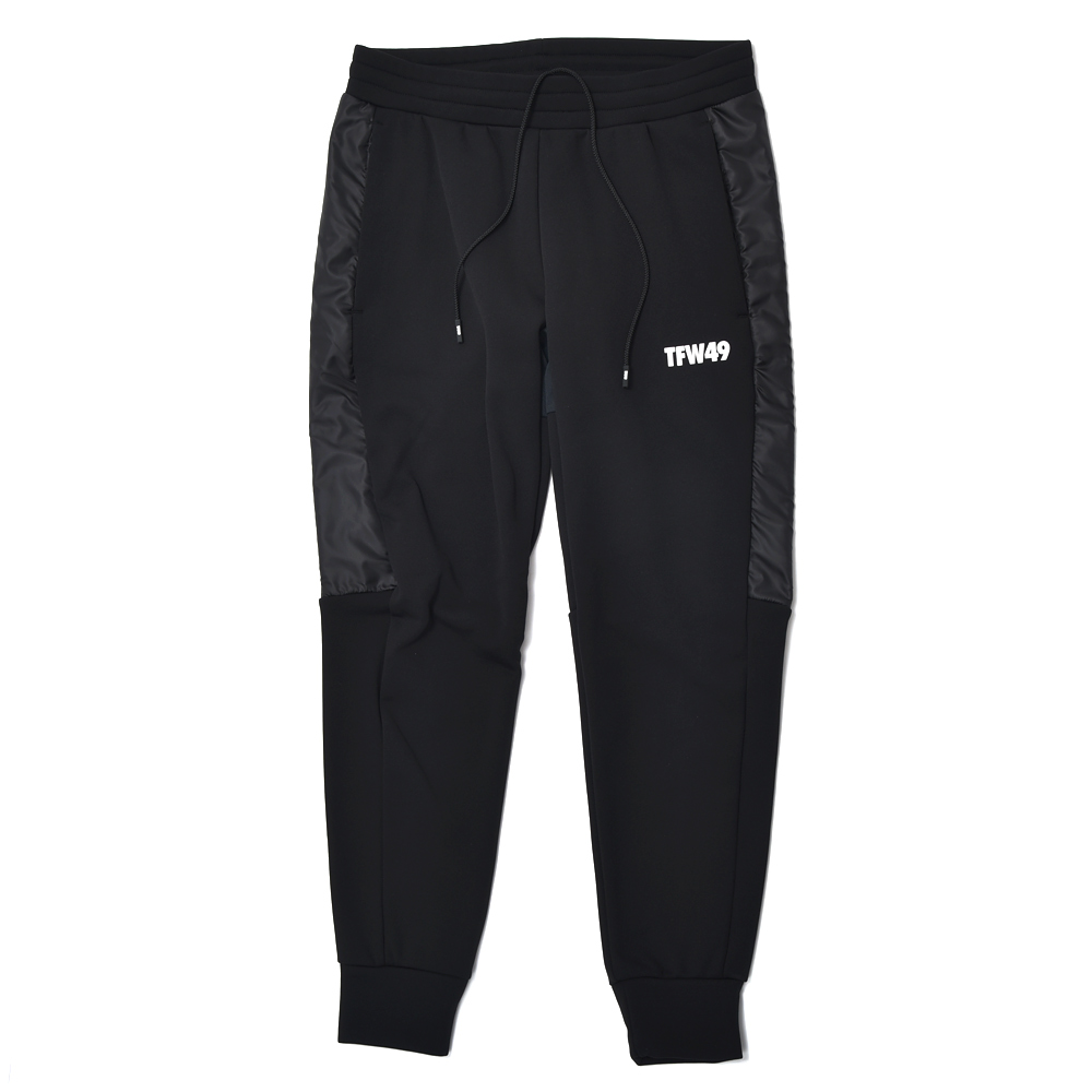 抜群のフィット感・セットアップでどうぞ！！TFW49 COMBINATION PANTS