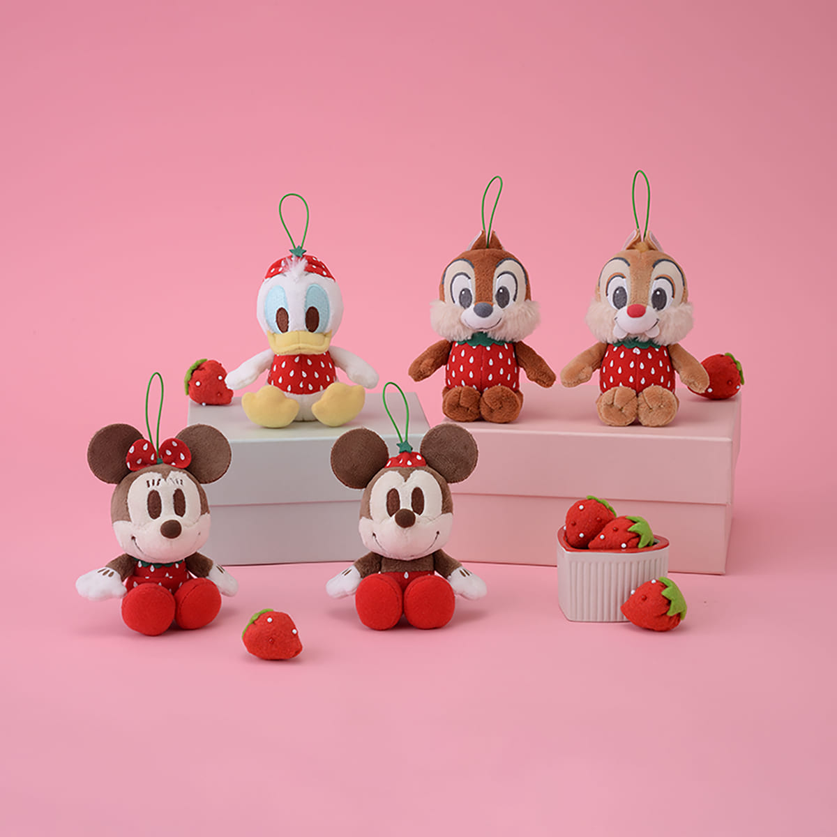 ちょこんと座った姿がカワイイ！セガプライズ ディズニー「ミッキー