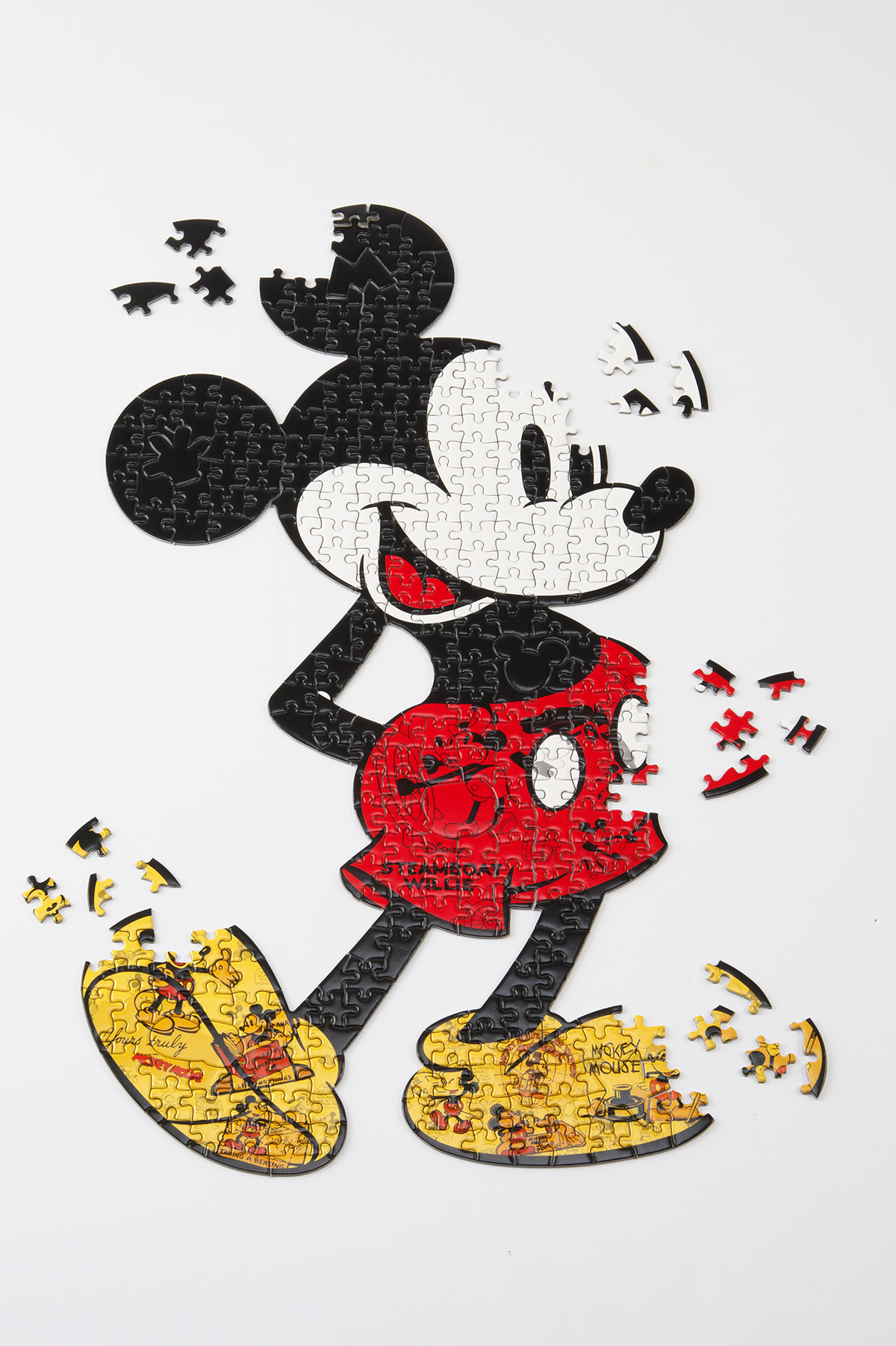 ミッキー＆ミニー型の特別なパズル！やのまん Disney ジグソーパズル