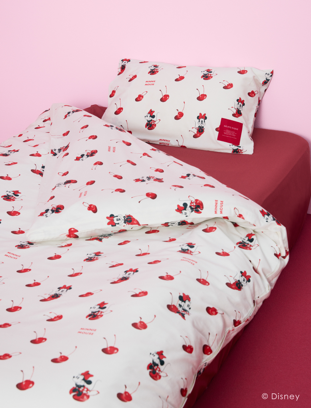 真っ赤なチェリーとミニーを組み合わせたアートのルームウェア！gelato