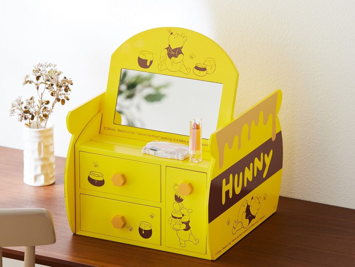 はちみつの日」を記念したメイクボックスやショルダーバッグ