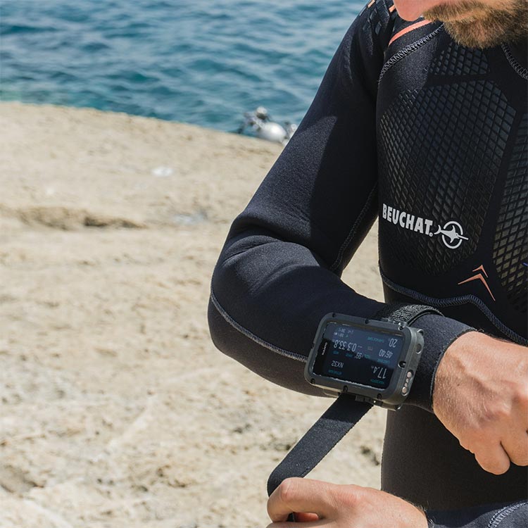 mic21ダイビングショップダイブコンピューター [ SUUNTO ] スント