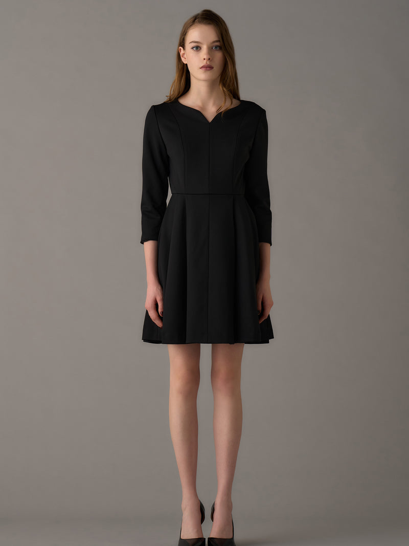 Tucked Waist Flare Dress | エミリアウィズ 公式オンラインストア