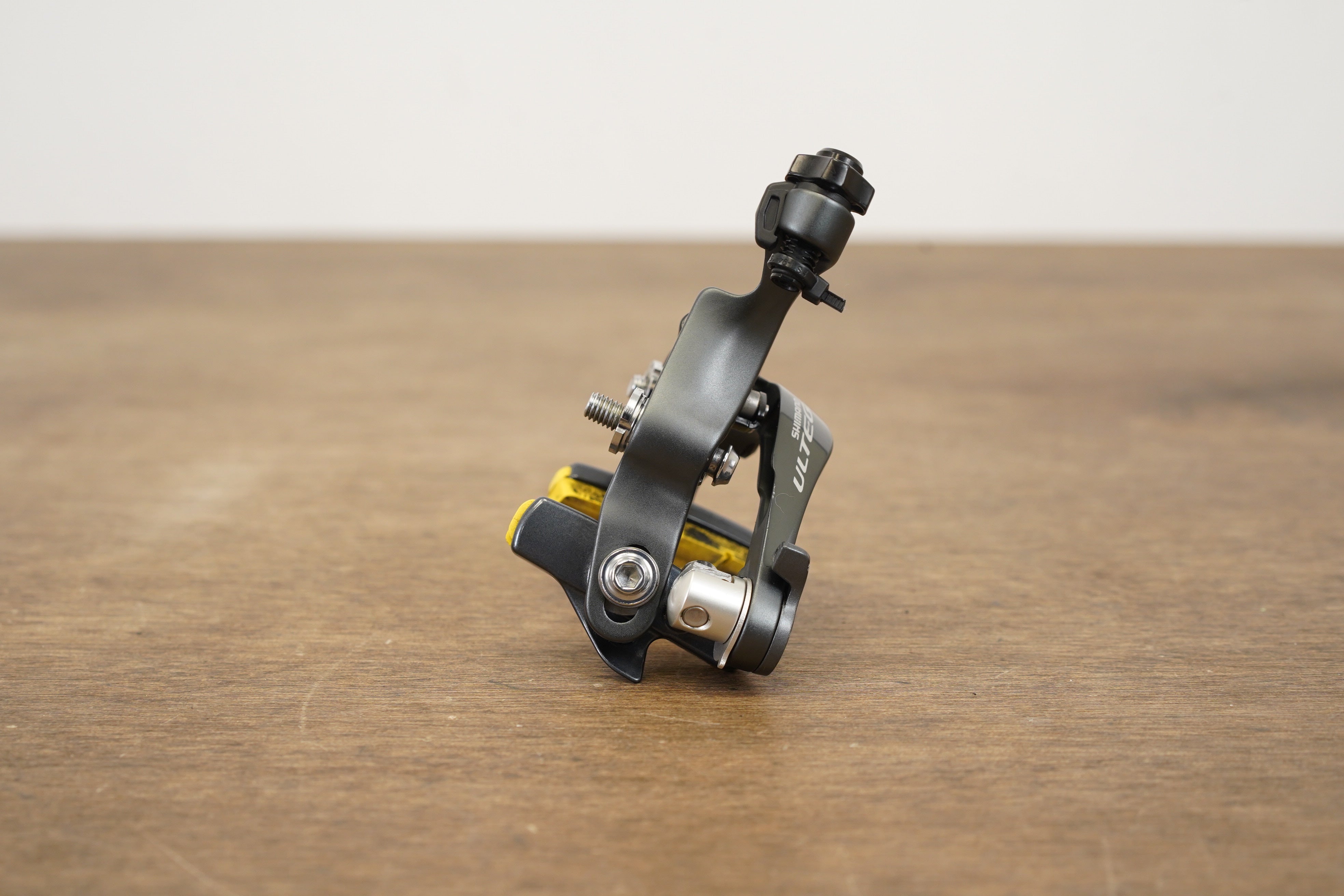 1) FRONT Shimano Ultegra BR-6810F Direct Mount Brake Caliper