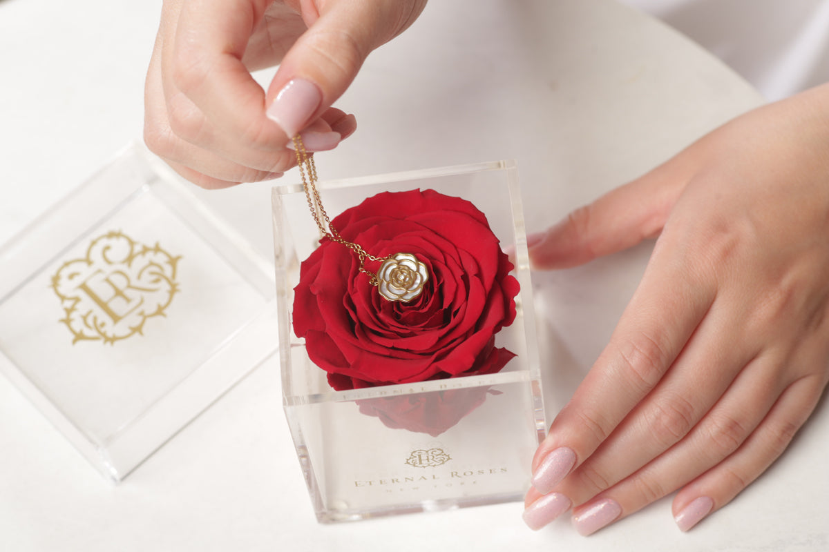 Handmade Rose Gold Necklace – Eternal Roses CA