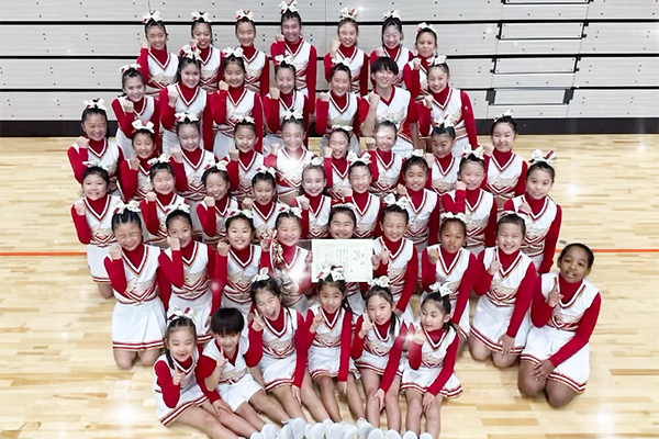 チアリーディングチーム「AXEL」| ワーサル福岡校