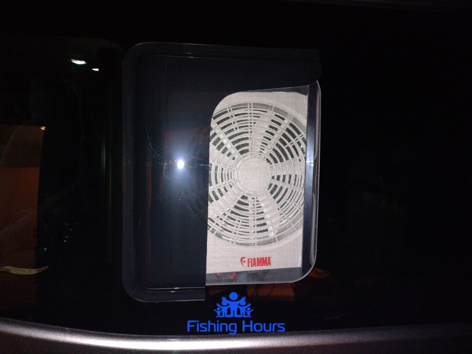 NV350 キャラバン 釣り車カスタム記録㊱ ターボキット（換気扇