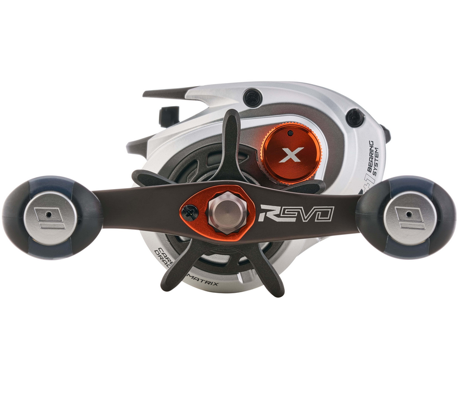 レボ5Xは2023年新登場のコスパ優秀なベイトリール【アブガルシア】