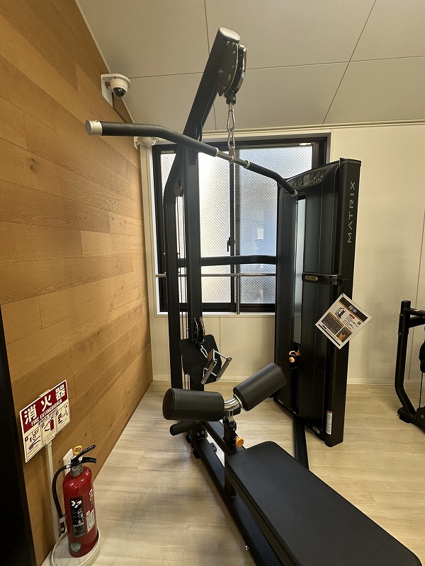 マシン紹介／ラットプルダウン・シーテッドロー - メディカル