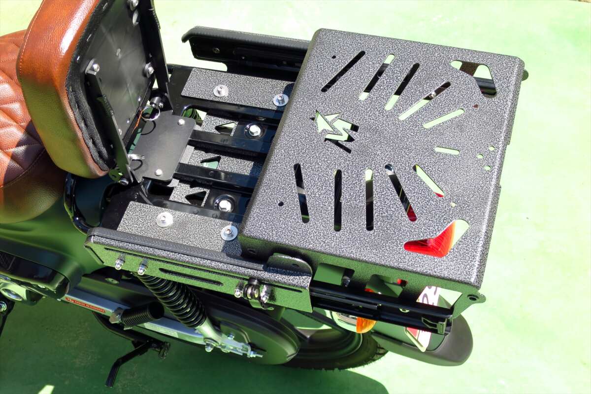 クロスカブ110】「スライドキャリア」と「ピリオンシート」を装着して