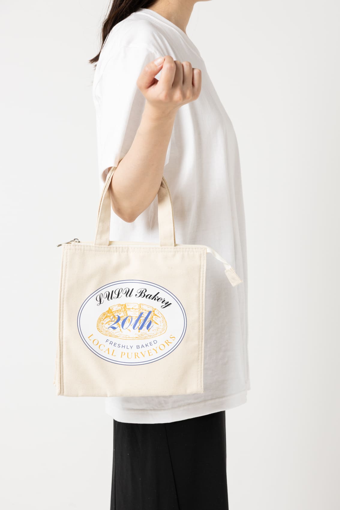 キャンバススクエア保冷トート（S）[MARKLESS STYLE TR-0868