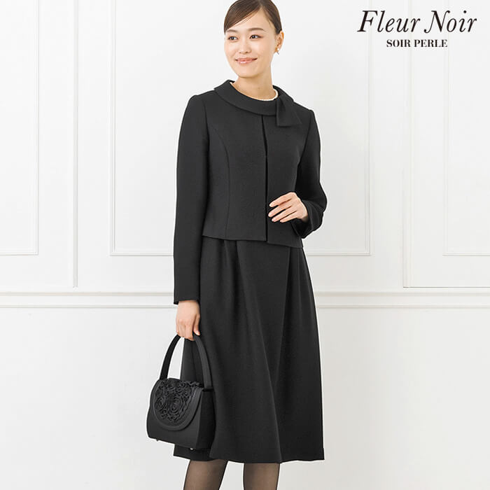 クラシカルで上品なアンサンブル 7号・ブラック｜東京ソワール