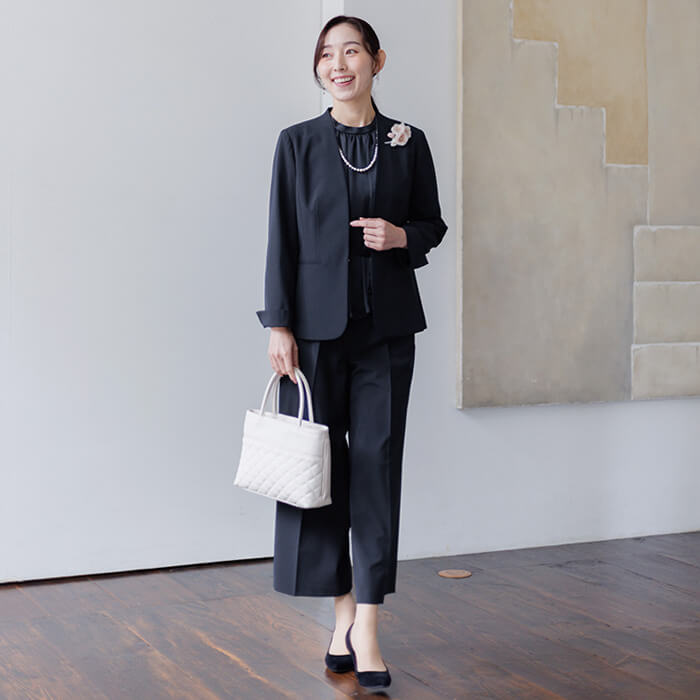 洗える｜大人の頼れるパンツスーツ 19号・ネイビー｜東京ソワール