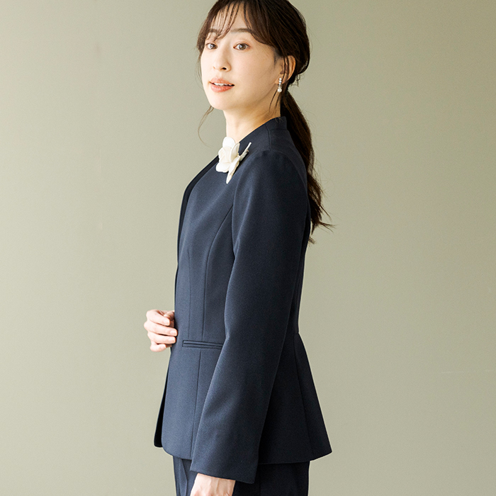 洗える｜定番ネイビーパンツスーツ 9号・ネイビー｜東京ソワール