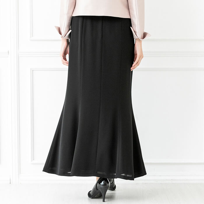 マーメイドラインのロングスカート 17号・ブラック｜東京ソワール