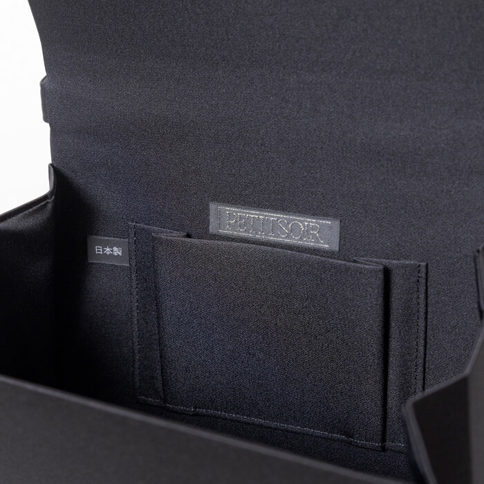 撥水加工】変形スカラップのフォーマルバッグ ・ブラック｜東京