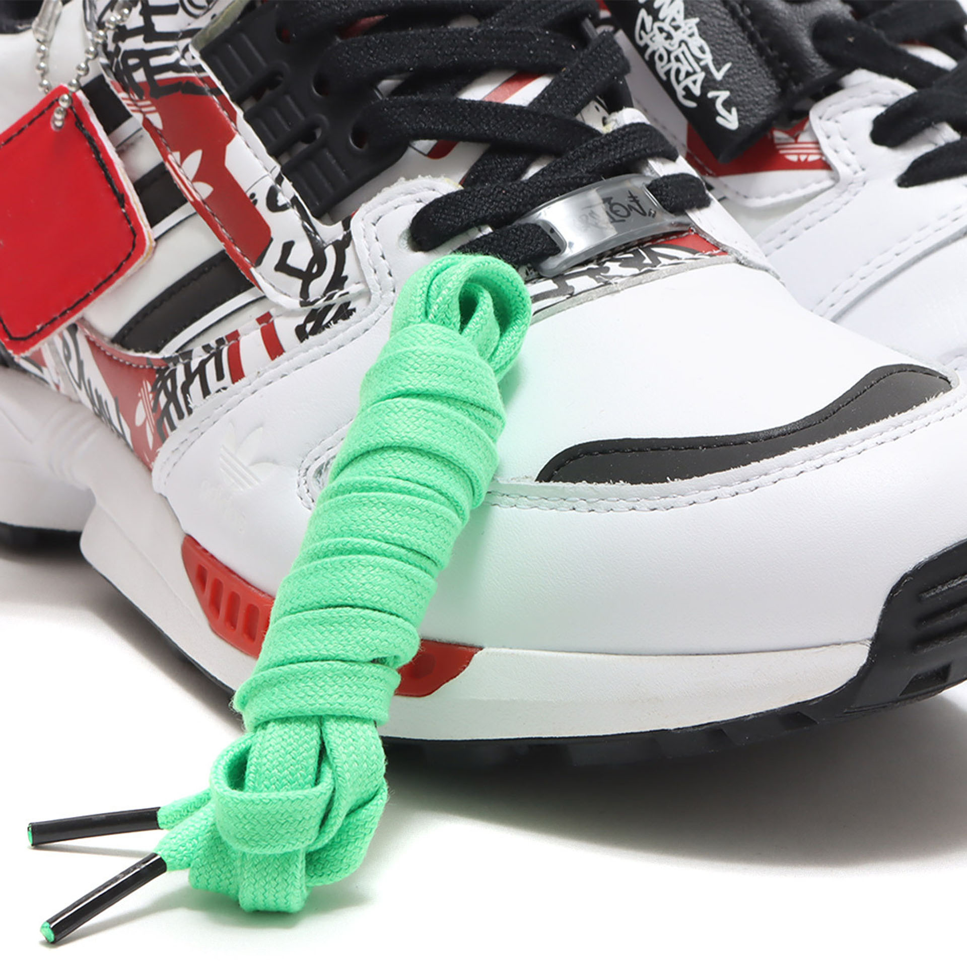 adidas Originals “GRAFFITI PACK“ atmosが2⽉11⽇(金)登場！ ｜ FLY