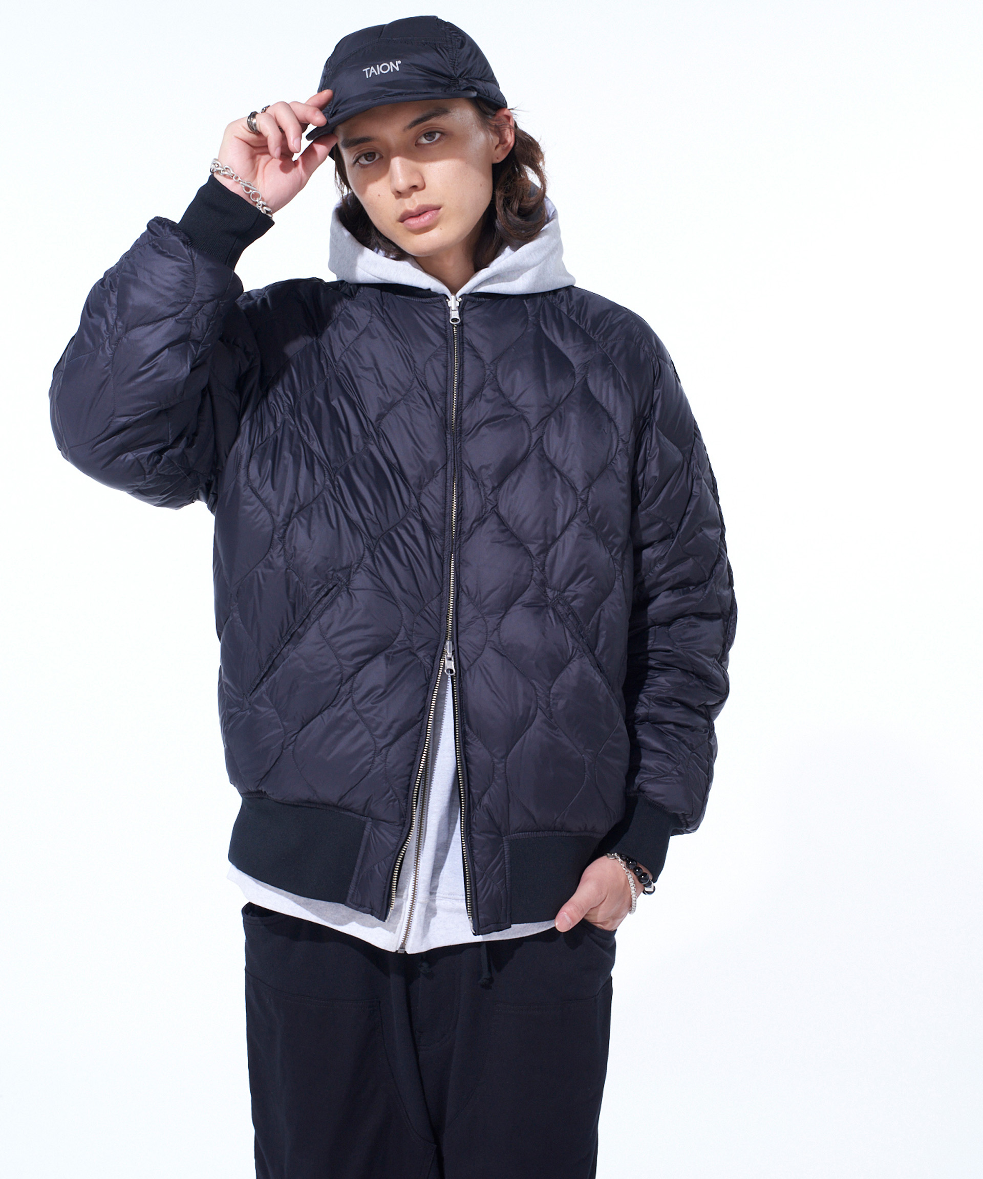 TAIONの10周年記念コラボレーション“S'YTE × TAION”リバーシブル