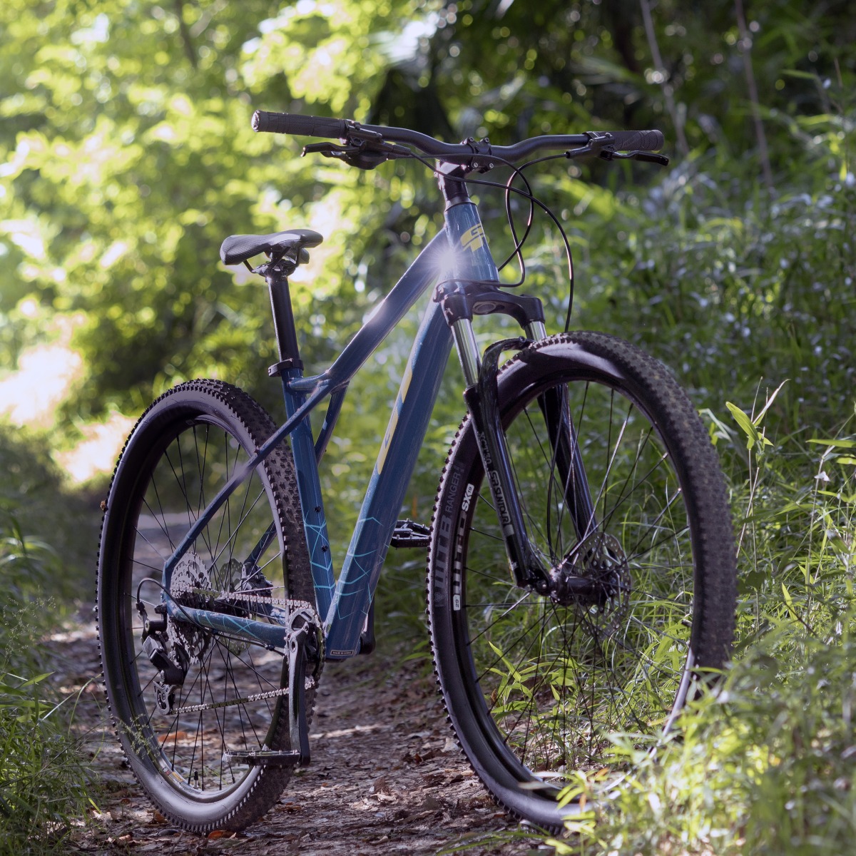 街乗りからトレイルまで！NEW「GT アバランチェ」登場。歴史を振り返ら