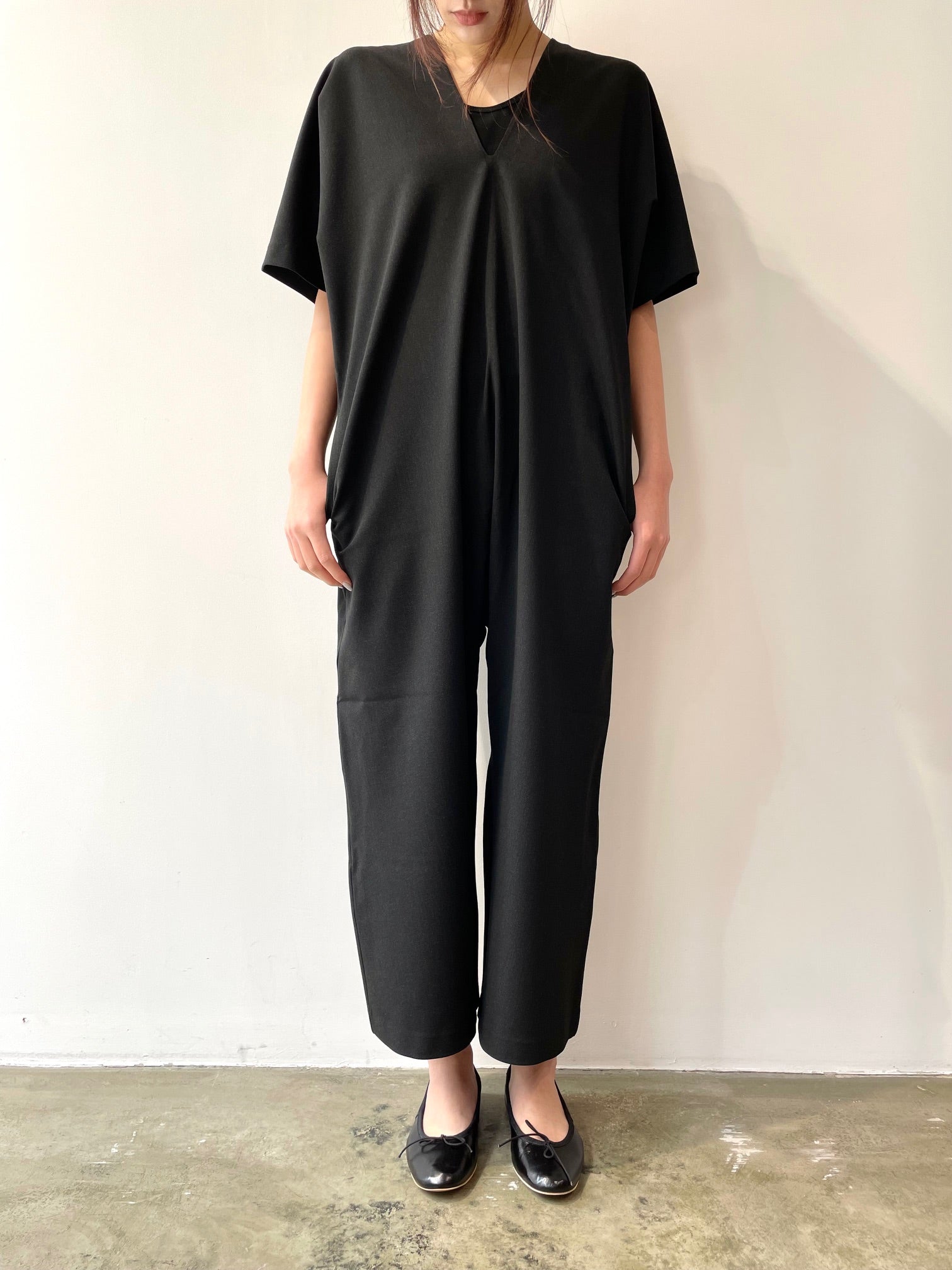 V-neck jumpsuit L/S – FUKIONLINE