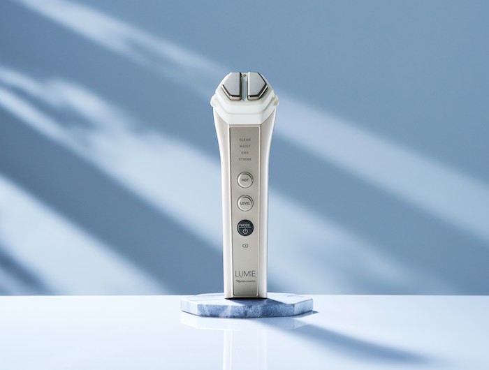 最新美顔器「ルミエ」を忖度なしに1か月使ってみた！ 素肌に自信の