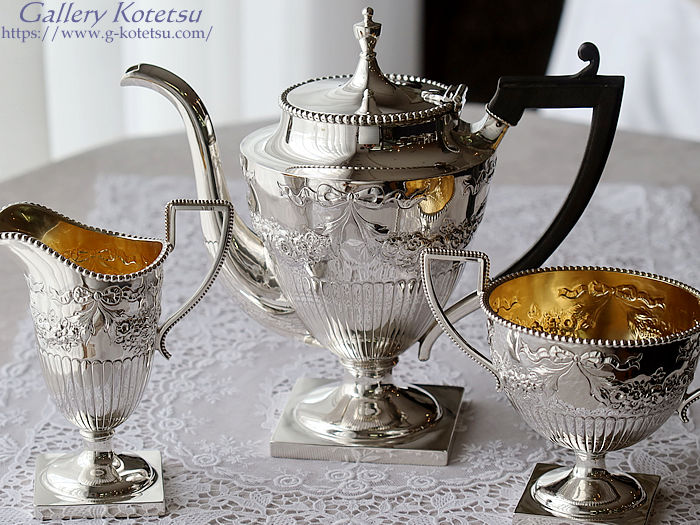 Welcome to ギャラリー虎徹 WEB