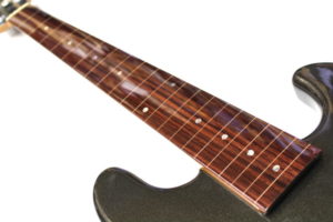 フレットレスベースの特徴や加工について解説！ おすすめモデルを紹介