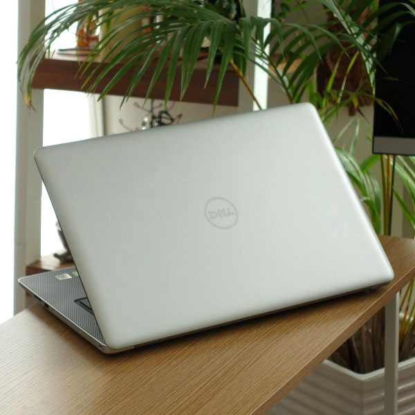 デルInspiron 17 3000(3793)レビュー:17インチ液晶搭載のエントリー