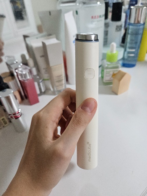 Qoo10] メディキューブ 【NEW】AGE-R ブースタープロ ミ