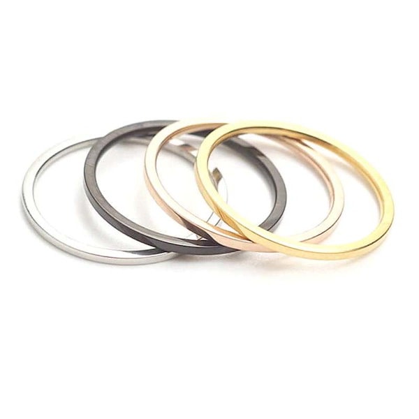 Qoo10] [BTS V テテ着用] 1mm スリム