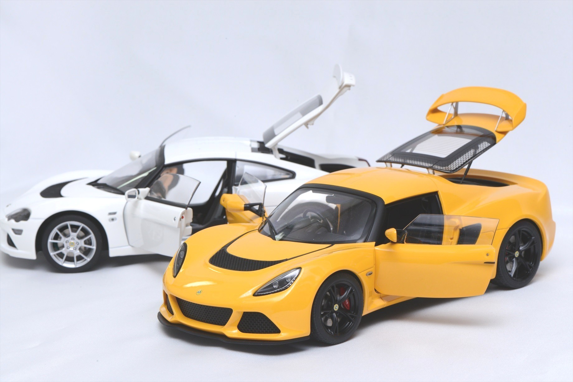 AUTOart 1/18 ロータスエキシージ シリーズ3 ②: 銀の備忘録