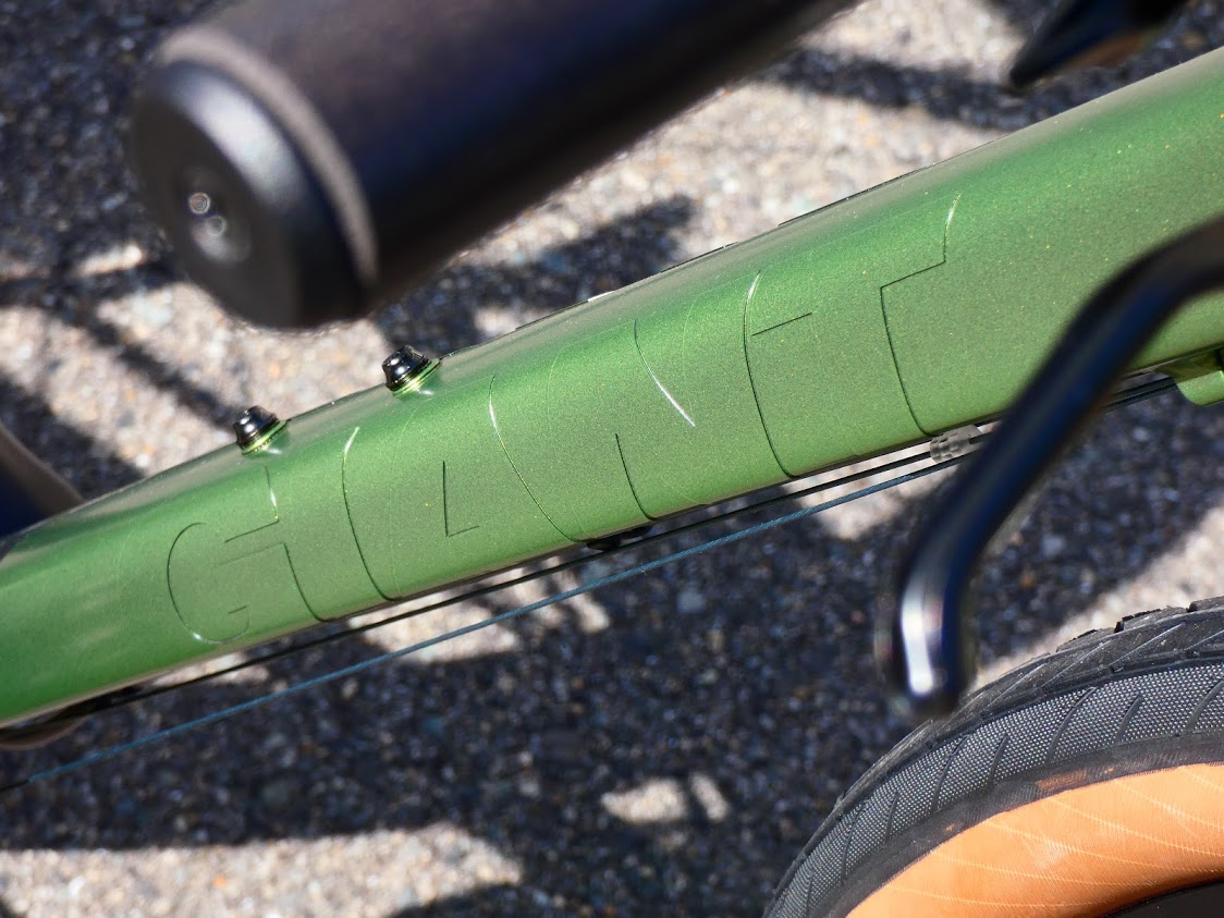 街がステージ”オフロードライクなGRAVIER DISCでLet'sサイクリング