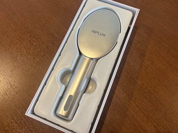 話題のEMSリフトアップブラシを編集部で使ってみた！ | Cheer up GROOMEN