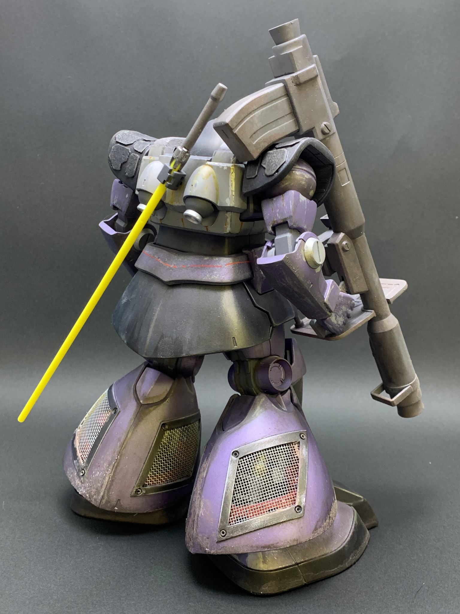 MG ドム（ウェザリング）｜なおプラさんのガンプラ作品｜GUNSTA