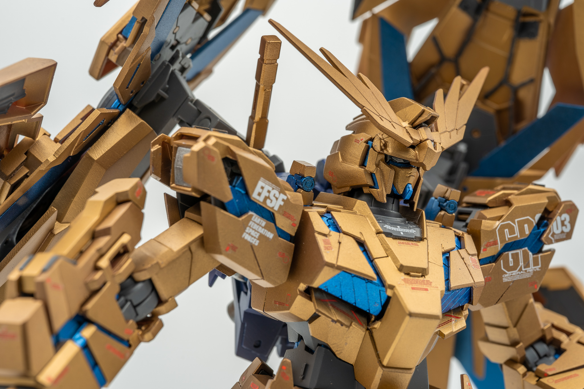 MG ユニコーンガンダム3号機 フェネクス（ナラティブVer.）｜katsuさん