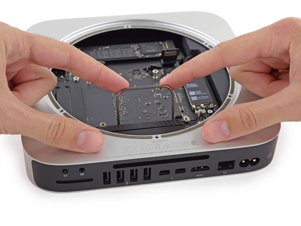 Mac mini Late 2014 ロジックボードの交換 - iFixit 修理ガイド