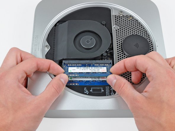 Mac mini Late 2012 RAの交換 - iFixit 修理ガイド