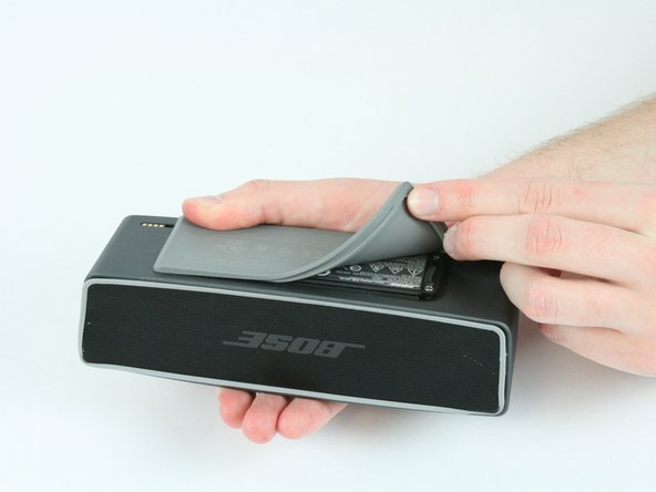 Bose SoundLink Mini II ボタンボードの交換 - iFixit 修理ガイド