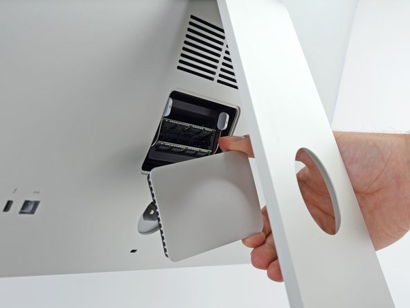 iMac Intel 27インチ Retina 5Kディスプレイ メモリの交換 - iFixit