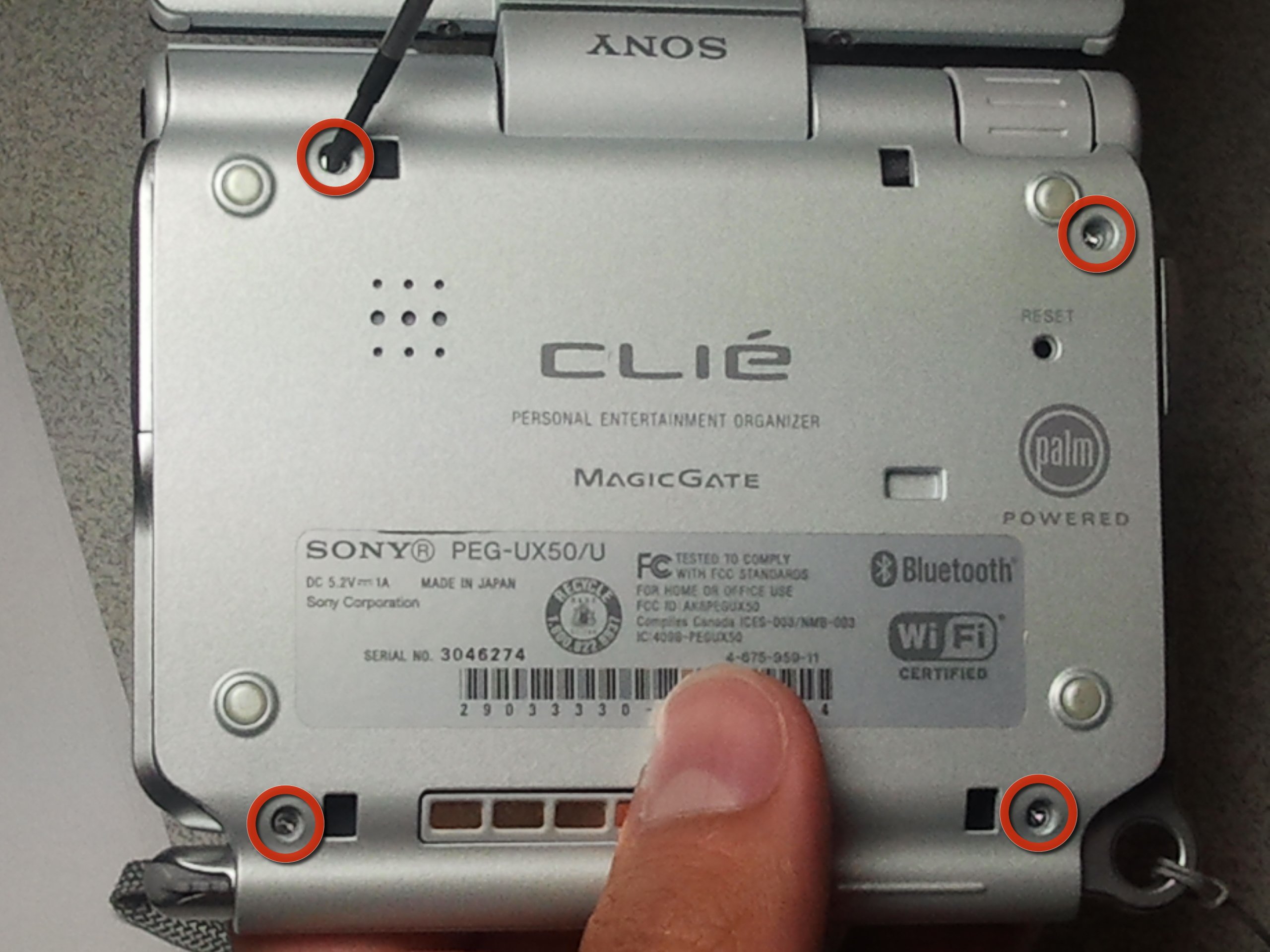 Sony Clie PEG-UX50 Rear Case Replacement - iFixit Repair Guide