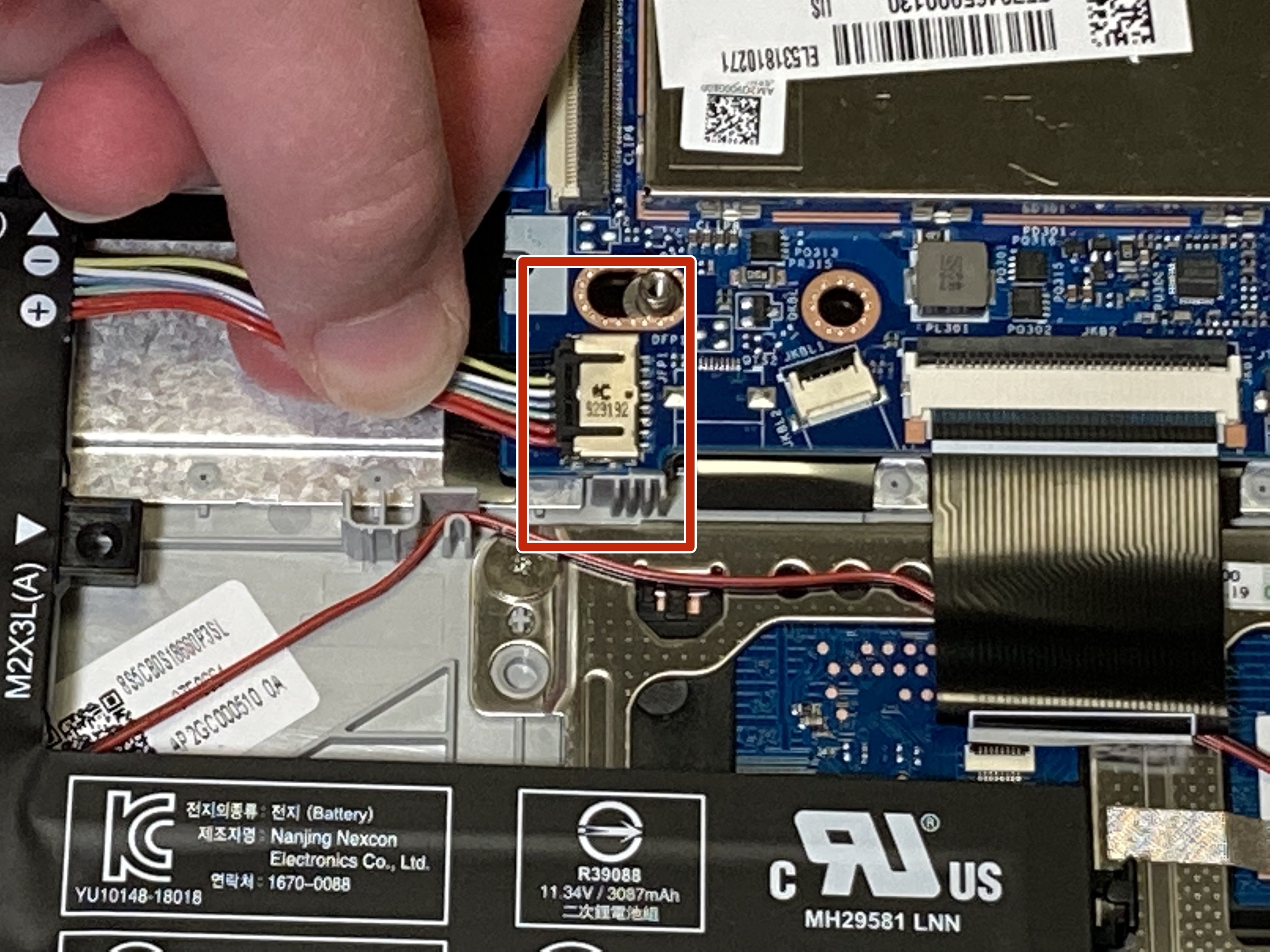 Lenovo IdeaPad S340-15IWL バッテリーの交換 - iFixit 修理ガイド