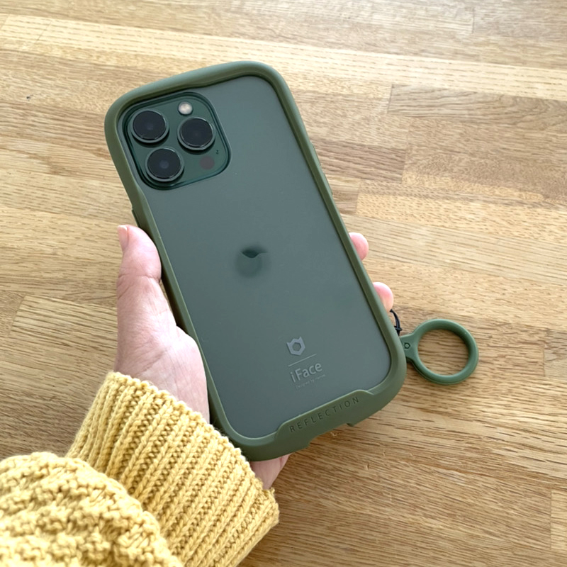 iPhone 13/13 Pro の新色、グリーンに合うスマホケース｜iFace公式