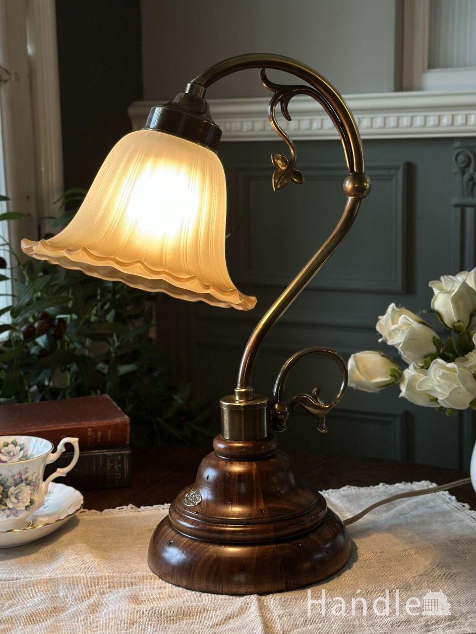 アンティーク風のスタンドライト、イタリアから届いたおしゃれな