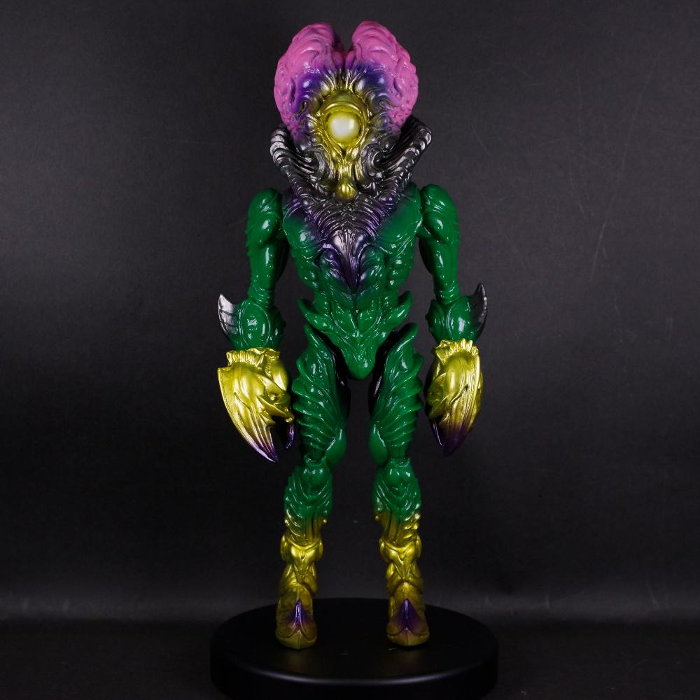 7月3日(水)18時より抽選開始】【MAXTOY】ザム星人(グリーン)が登場