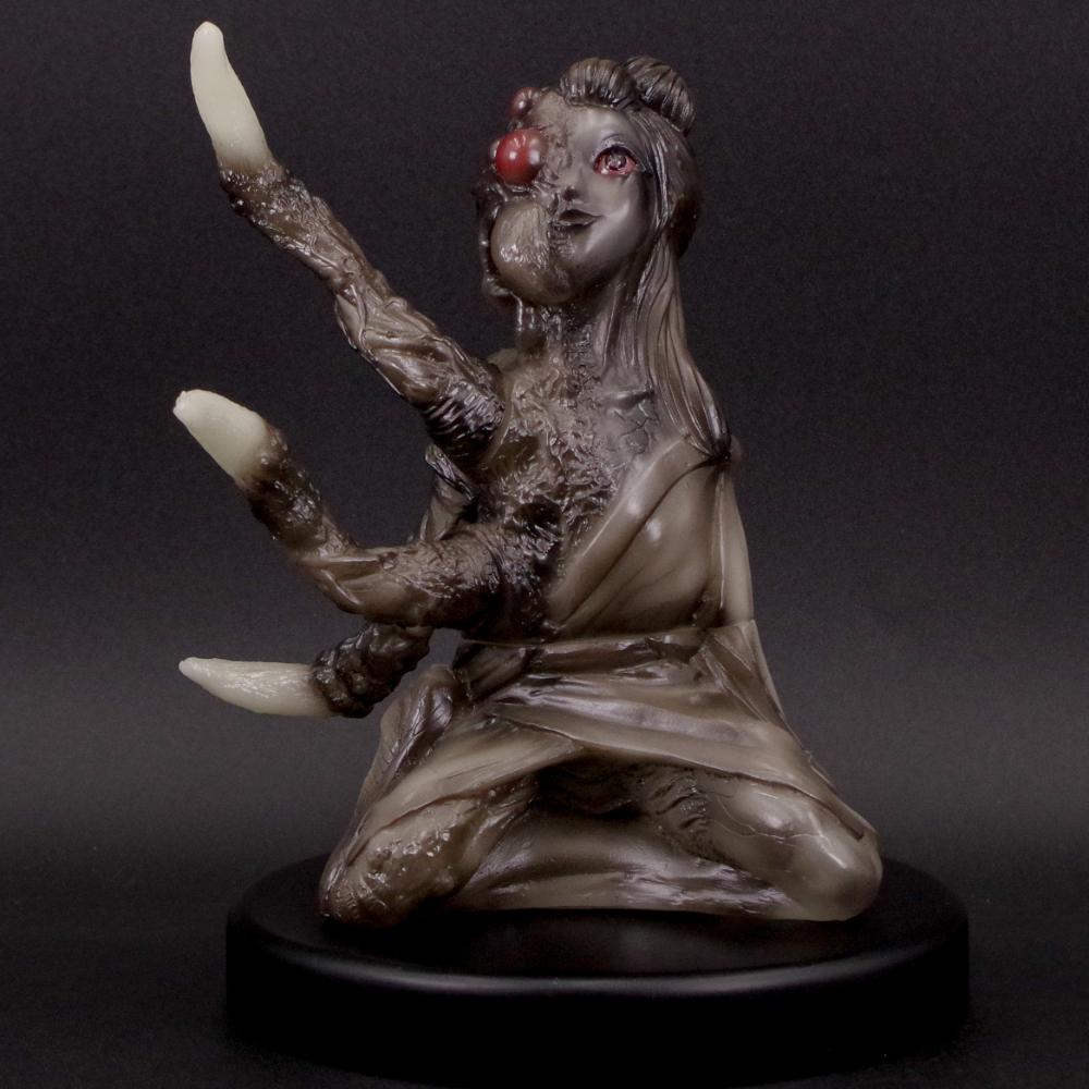 11月18日(火)18時より抽選開始】【ヒカリトイズ】真説・物ノ怪少女 01