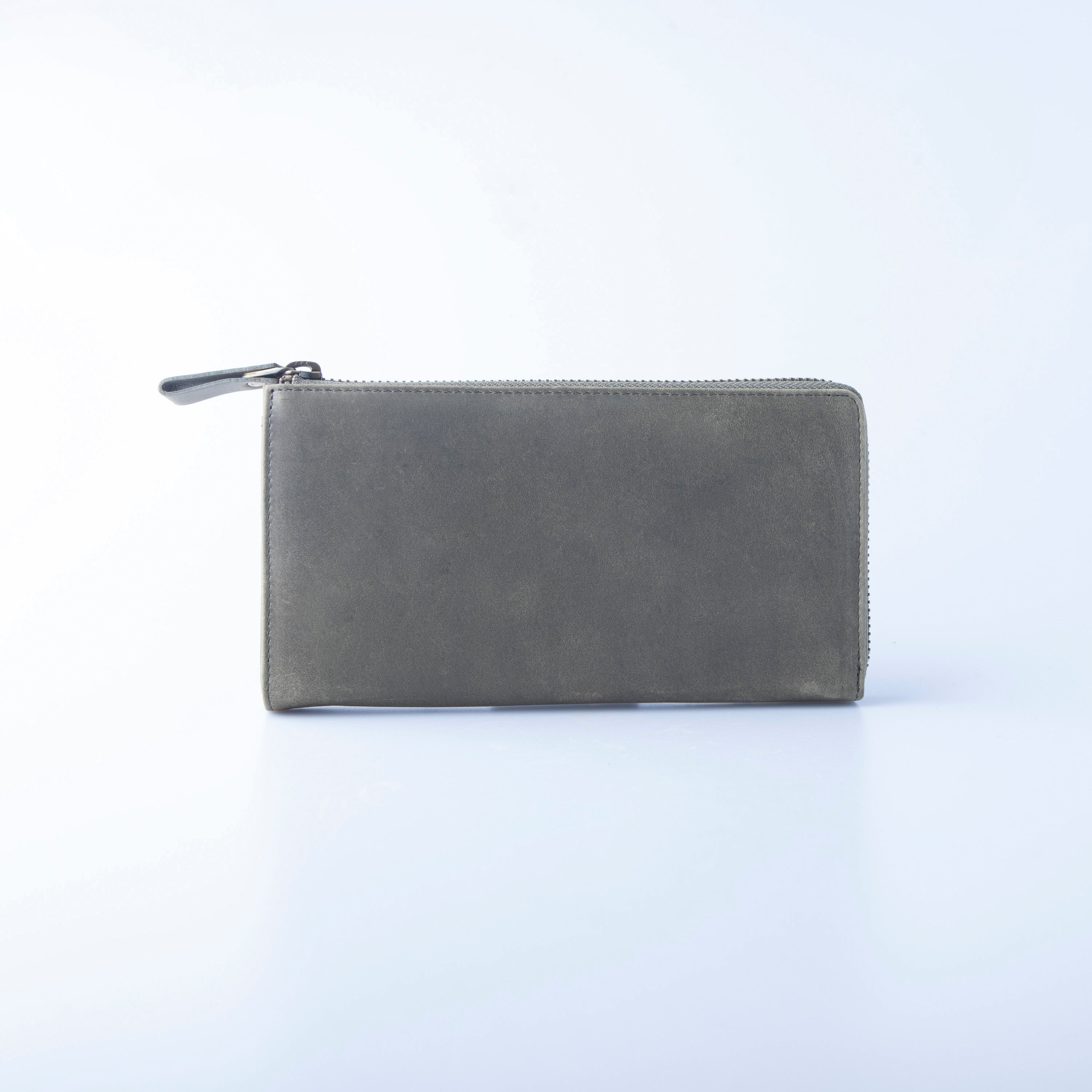 自分の部屋と同じように、空間をデザインした本格革財布 Hallelujah