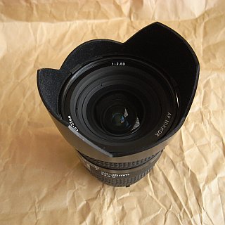 撮影機材紹介(13) Ai AF Nikkor 20-35mm F2.8D: はる日記