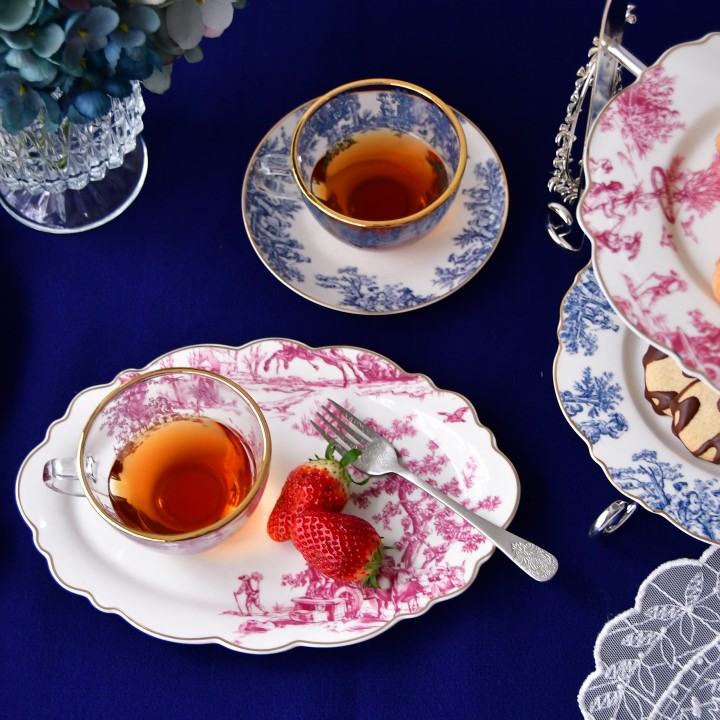 トワルドジュイブルーガラスカップ＆ソーサー｜輸入食器・雑貨の通販