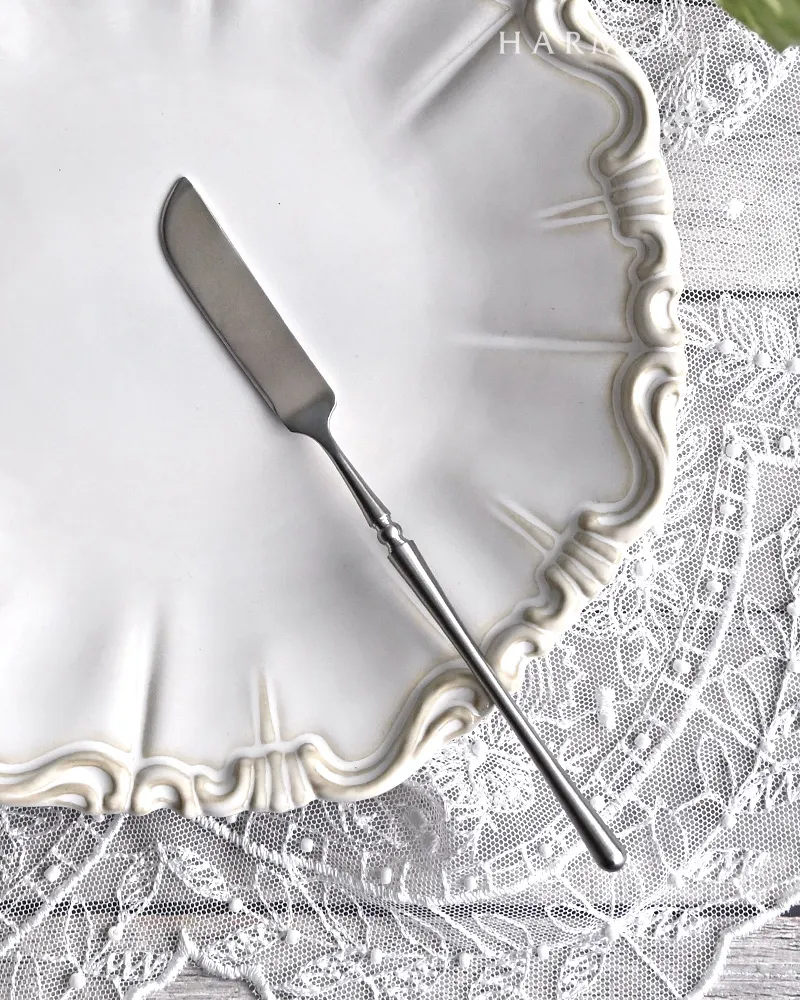 ティアラバターナイフ/シルバー ※ステンレス製カトラリー | 輸入雑貨の